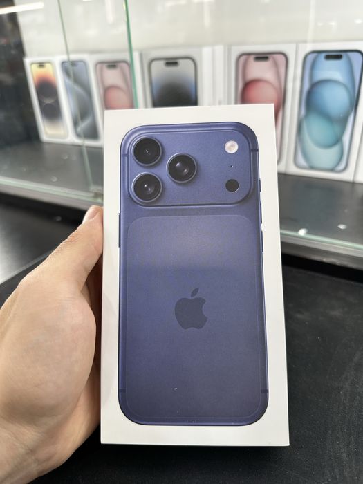 17 про 256 синий