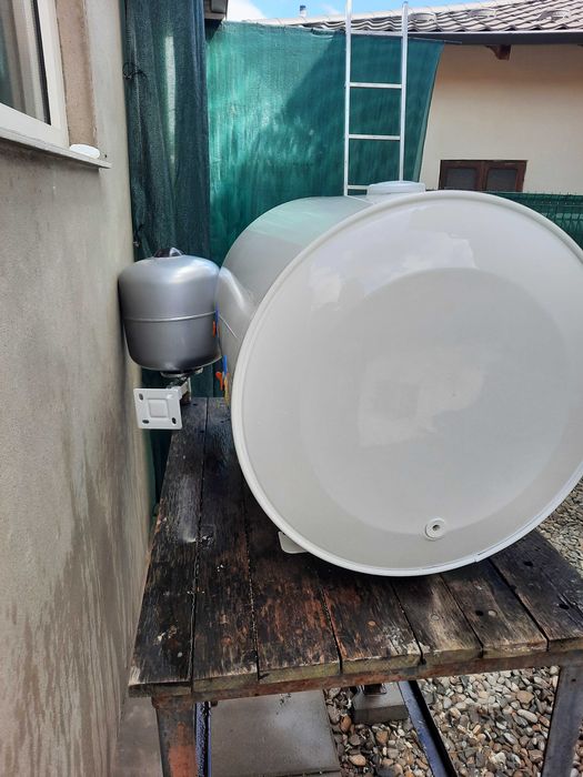 Boiler electric cu serpentina Ariston
