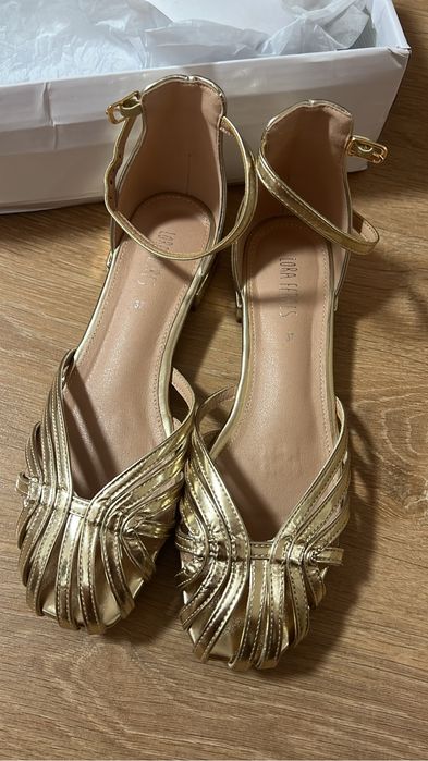 Продам летние босоножки!