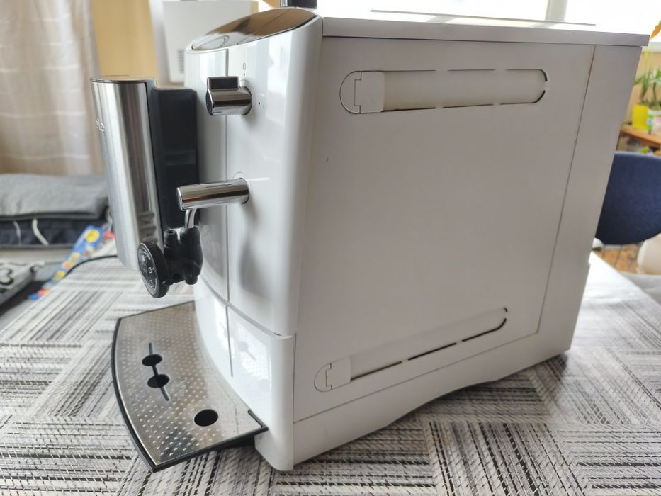 Кафеавтомат Miele CM5000