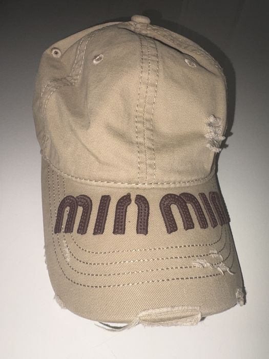 Sapca miu miu dama bej