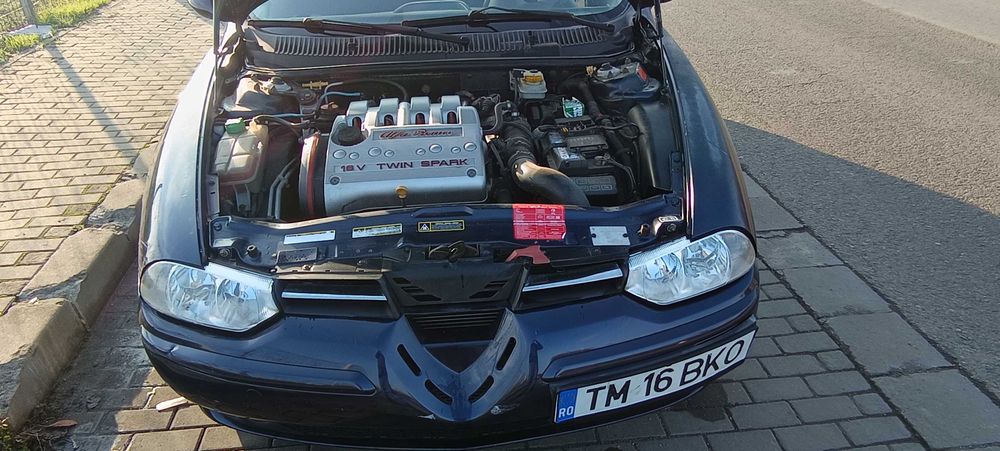 Vând alfa Romeo 156
