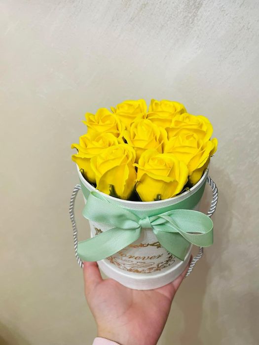 Кутии със сапунени рози