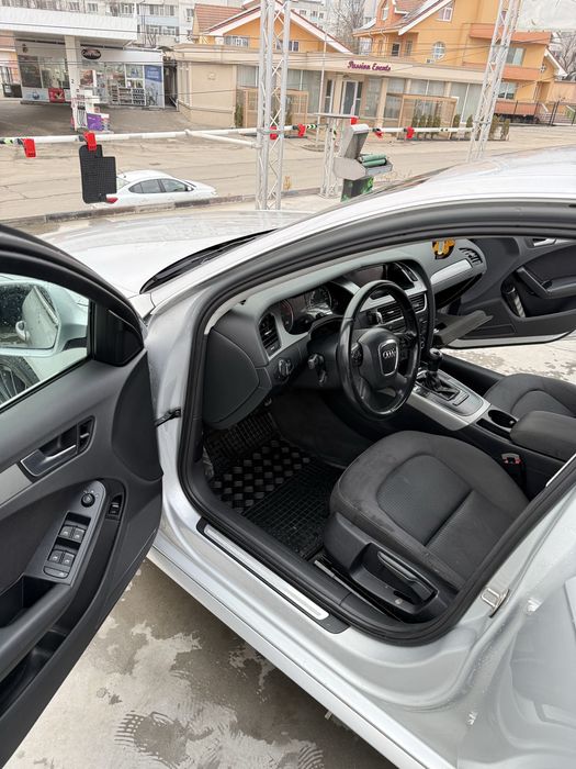 Vand Audi A4 B8 4500€