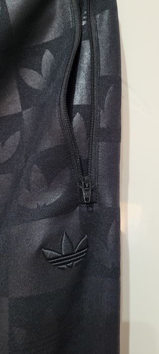 Trening Adidas Monogram All Over Print