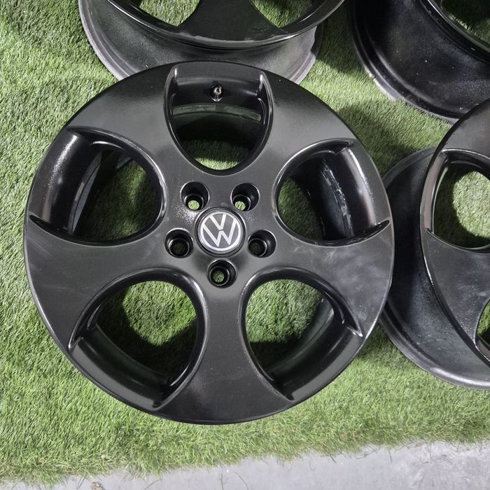 Jante Golf Gti R 17 5x112