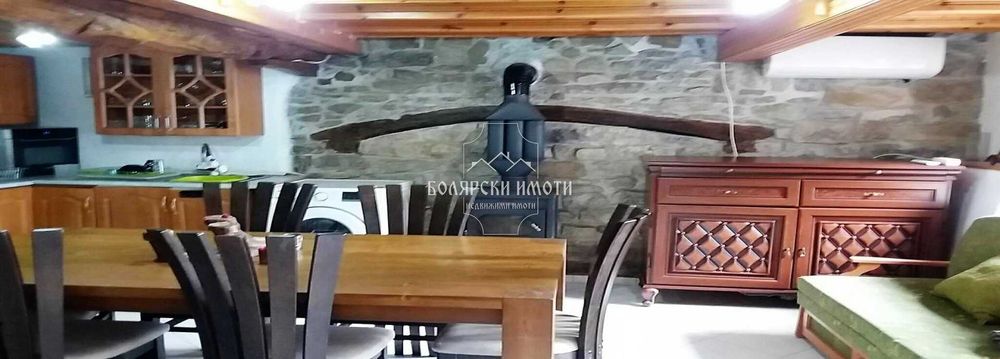 Дава се под наем Къща в с. Самоводене, Област Велико Търново - 120 кв.м за 598.23 € - Снимка #1
