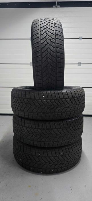 Set 4 anvelope iarna 255 55 r20 goodyear