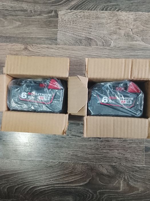2 buc. Baterii Milwaukee de 6A. Noi.