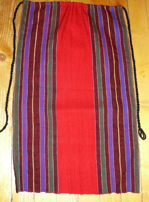 Памучни престилки за народни носии от автентичен ръчнотъкан плат