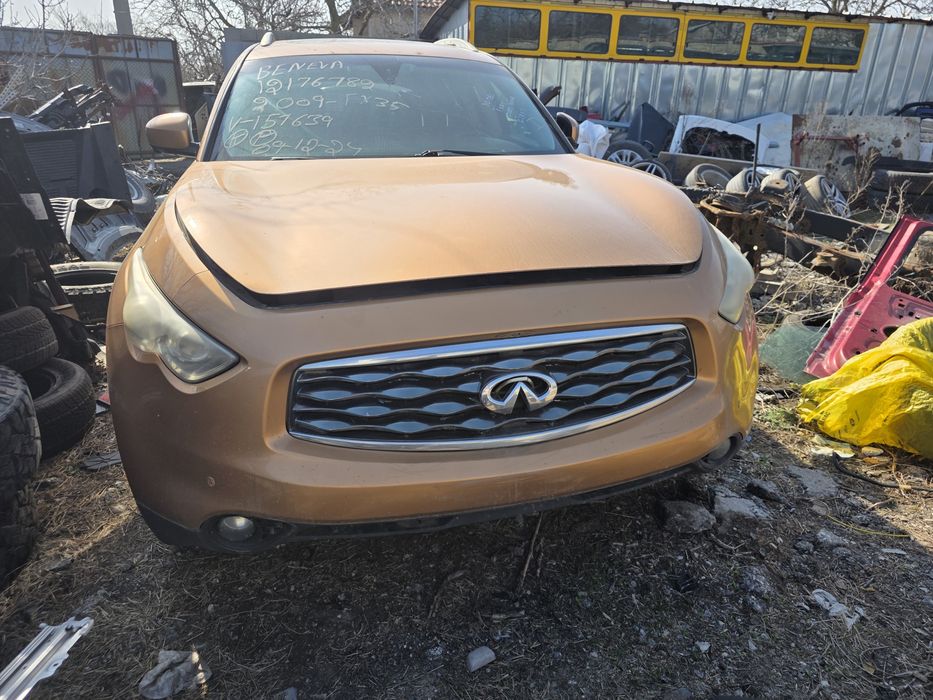Infiniti fx35 продава се на части пали