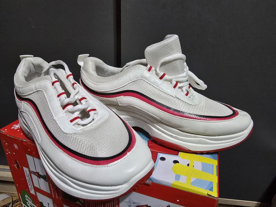 Adidasi Dama Gate marimea 41