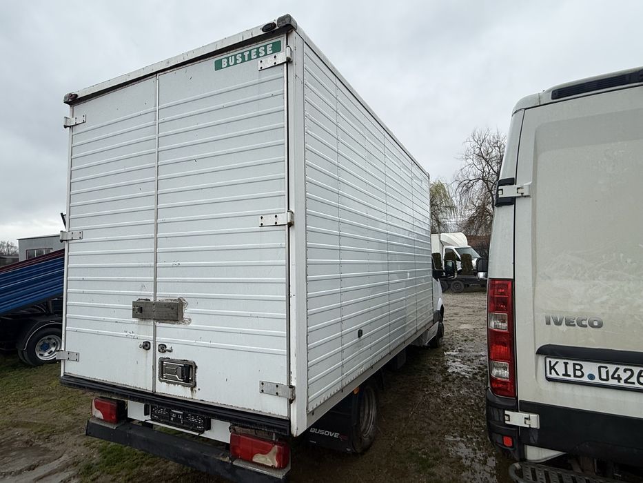 Продавам фургони 2 броя от Mercedes Sprinter