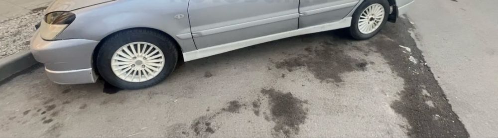 Продам накладки на лансер 9