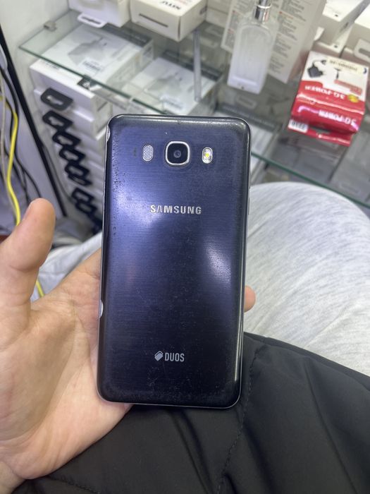 Samsung j7 16gb продаю