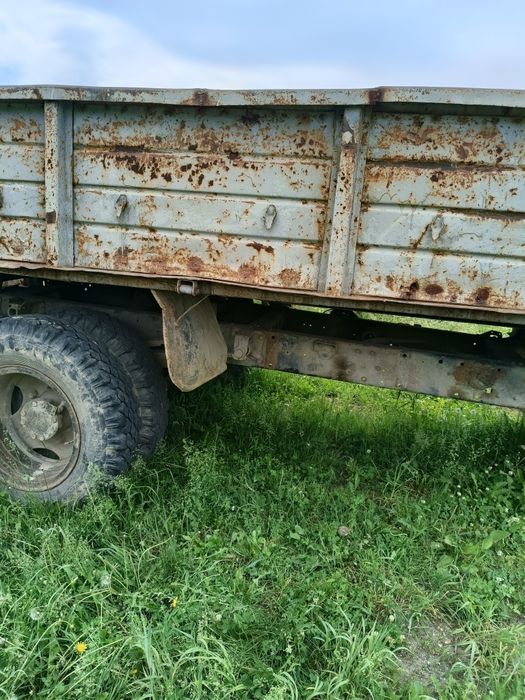 Продам тракторную телегу.