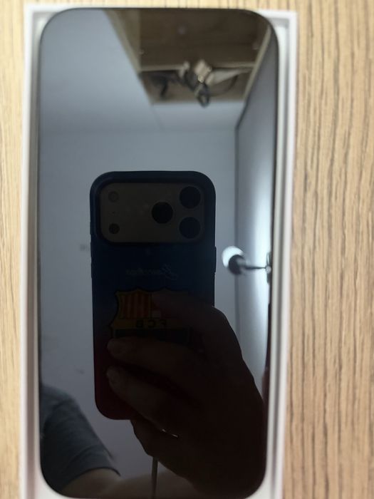 IPhone 16 Pro max 512 mb