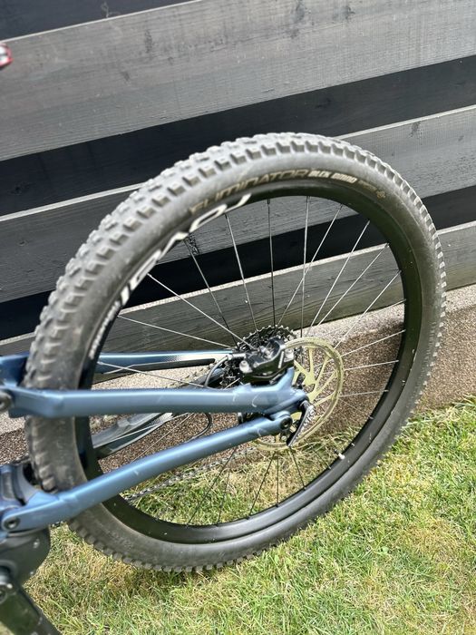 Bicicleta Electrica Specialized Full suspension r29