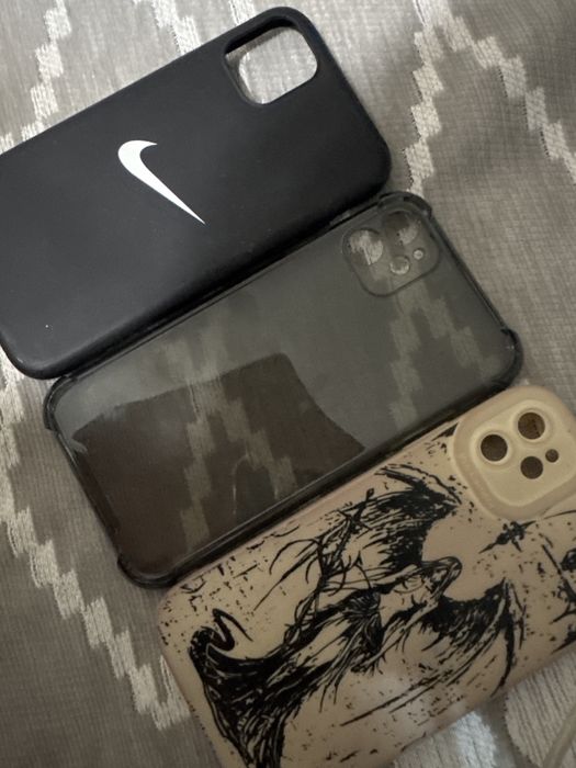 чехлы на айфон 11