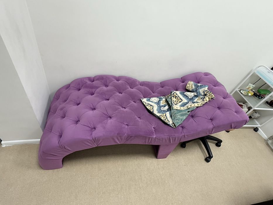 Массажный кушетка