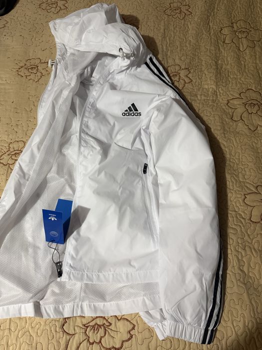 Geaca antivant adidas marime s