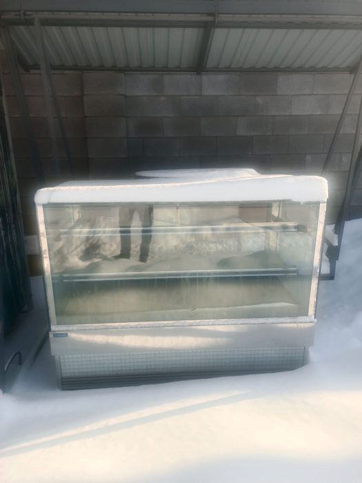 Продам Кондитерский холодильник