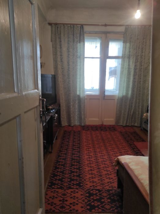 Продается 3х комнатная квартира на 2 этаже