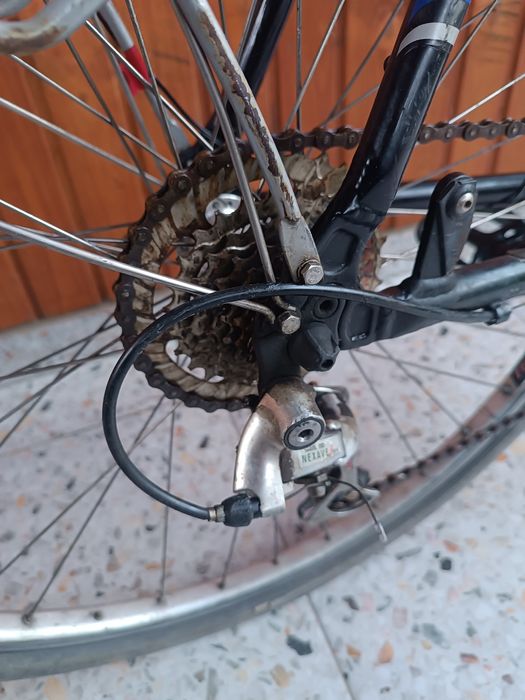 Bicicleta 28' Hercules pt oameni inalti