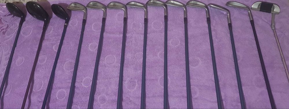 Набор профессиональных клюшек для гольфа