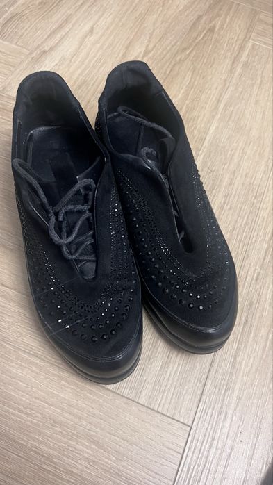 Обувь женская 37 размер