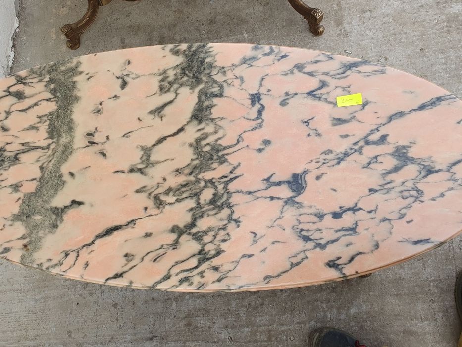 Masuta/masa pt sufragerie/living cu cadru bronz si blat marmura/onix