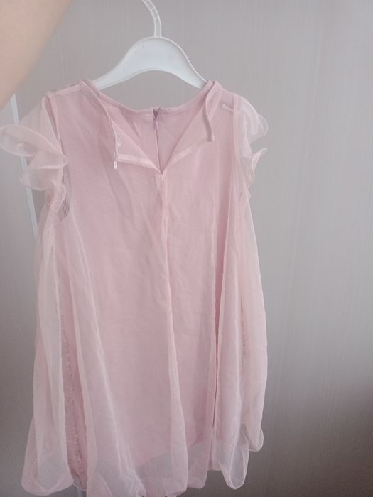 Продам платье на девочку