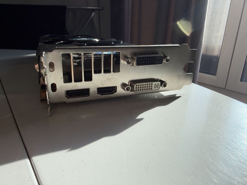 Placa video r7 370 4gb