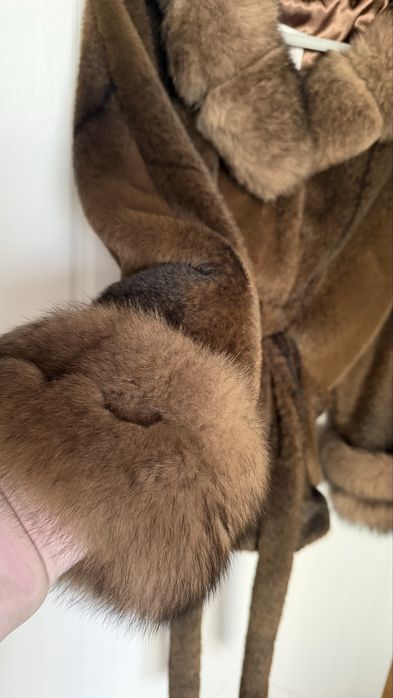 Естествено палто от лисица и норка