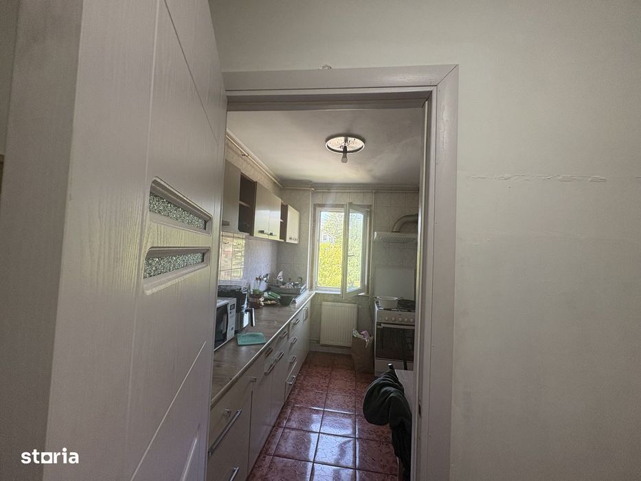 Apartament 2 camere zona Saturn ,orizont