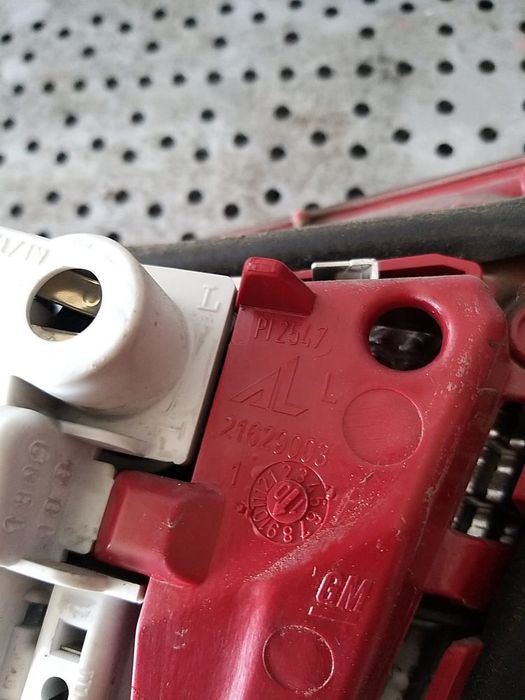 Stop tripla lampa stanga haion opel meriva b 21629003