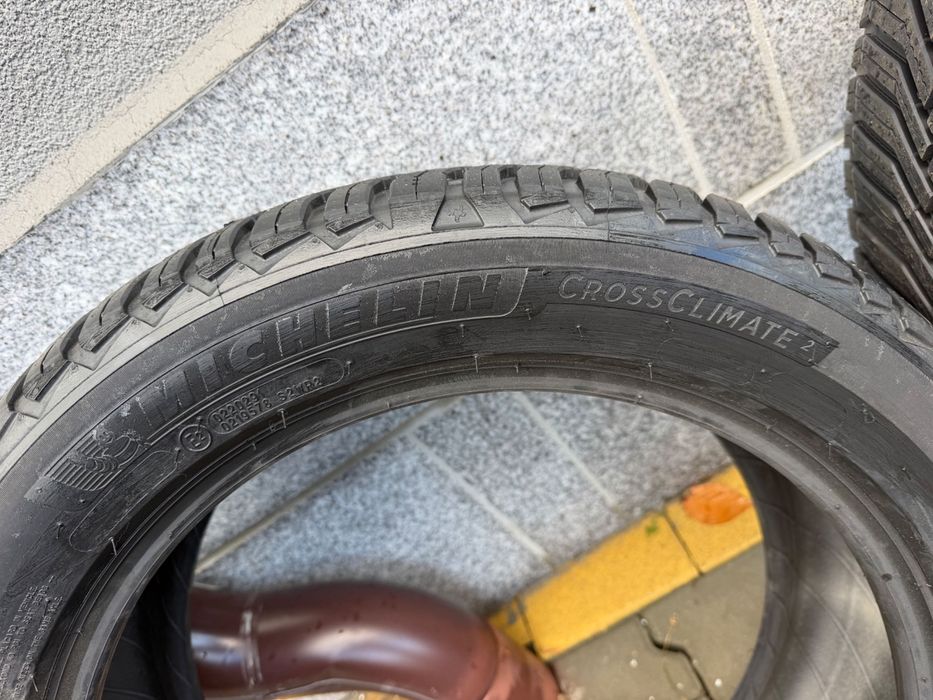 Гуми michelin crossclimate 245/45/17