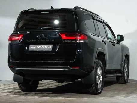 Элитный Трансфер на Toyota 300 GR Sport 2025года