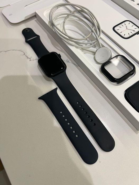 Apple Watch 7 Midnight