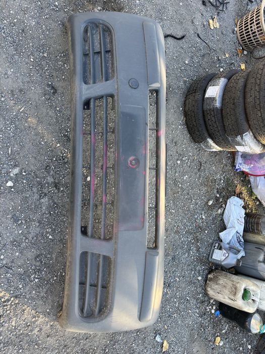 Предна броня за Рено Трафик 2002- 2007г