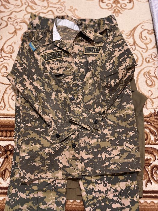 Продается Военный форма состояние хорошый