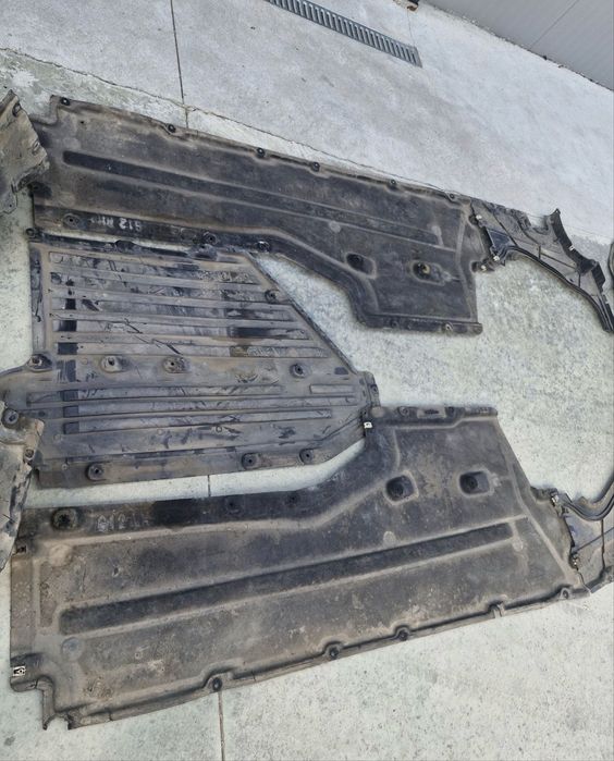 Carenaj prindere bara scut bmw g11 g12 g05