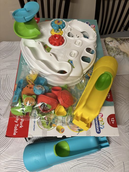 Маса за игра Baby Clementoni 12 м+