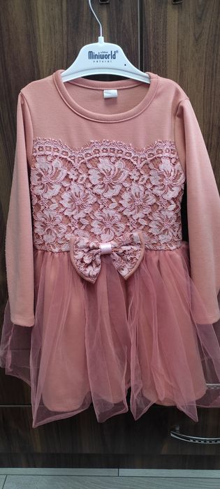 Детска рокля размер 110