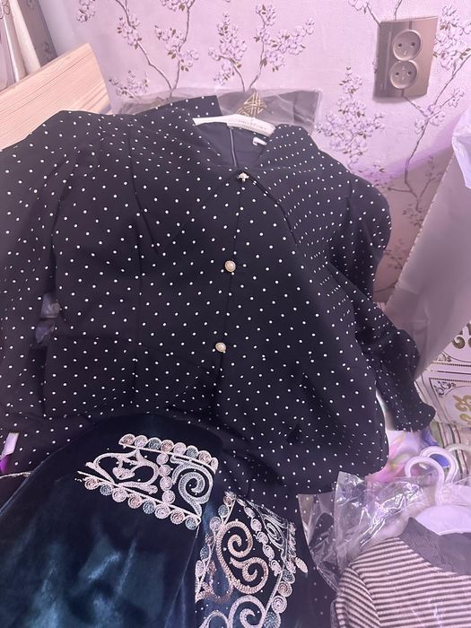 пальто 52 размер,женское ,цена 65000