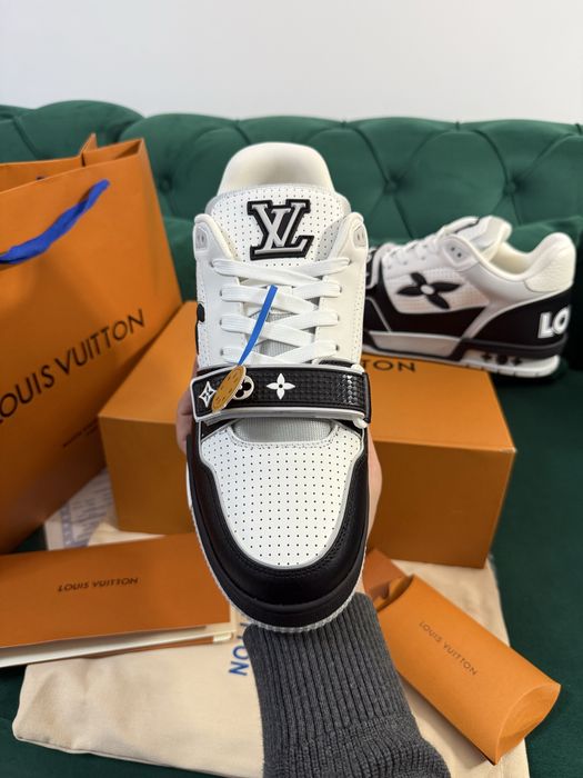 Adidasi Louis Vuitton Trainer piele naturala 100% Full Box Premium