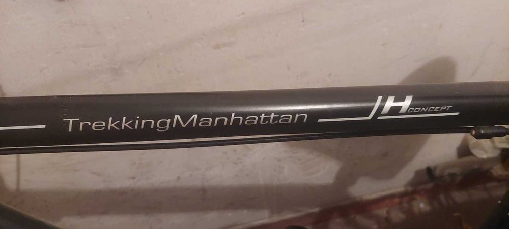 Bicicletă Trekking JH Concept "Manhattan" – Frâne Hidraulice, Echipare Shimano
