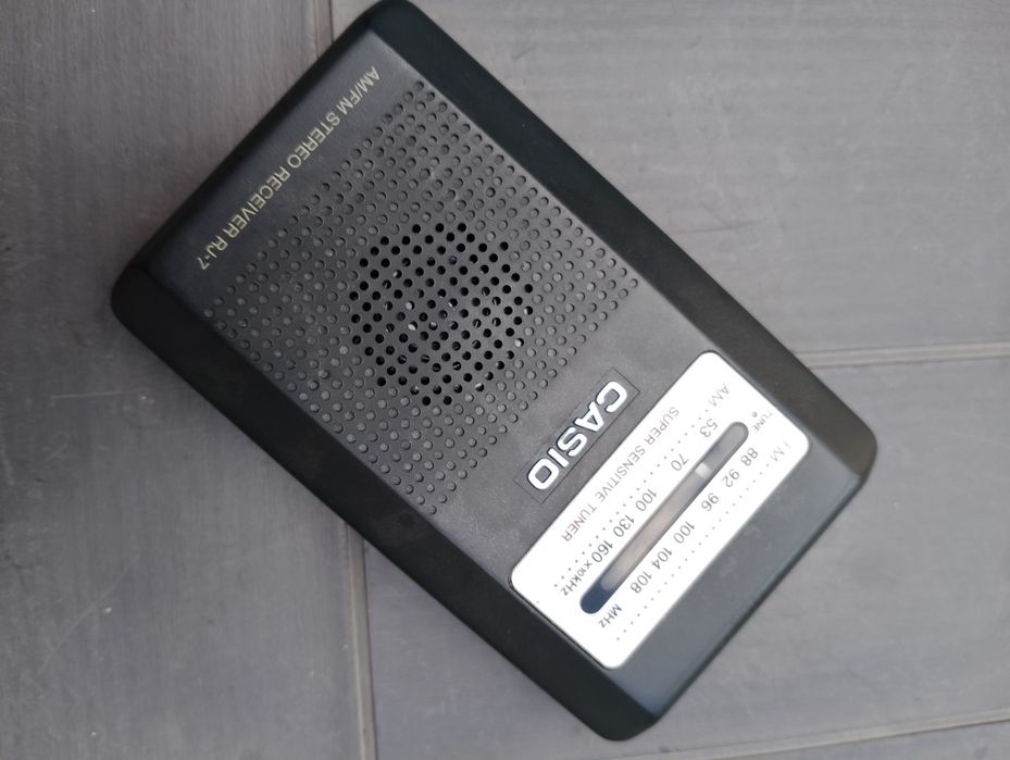 Radio portabil Casio
