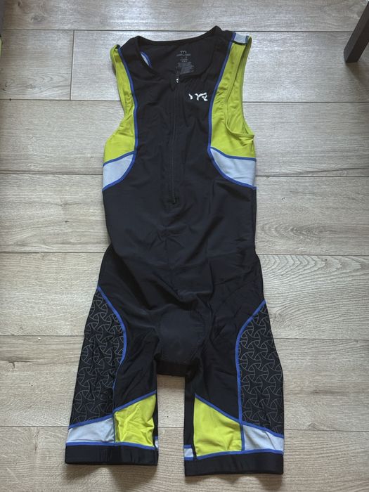 Trisuit TYR, costum triathlon,  purtat la 2 conpetitii