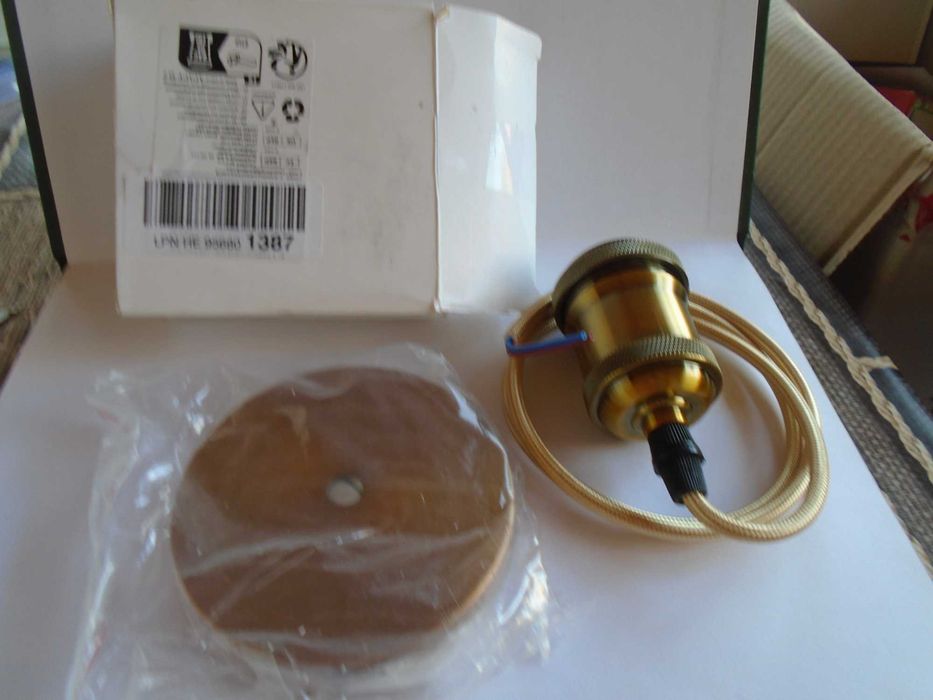 Kit pendul vintage decorativ E27, cablu textil auriu și dulie bronz, nou